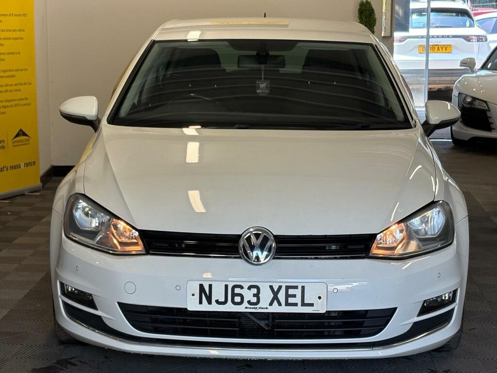 Volkswagen Golf Hatchback 2.0 Tdi Bluemotion Tech Gt Euro 5 Ss NJ63XEL White #4