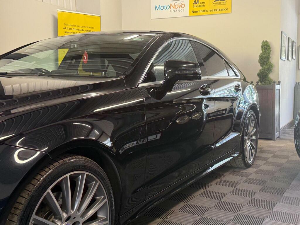 Mercedes-Benz CLS Amg Line White #12