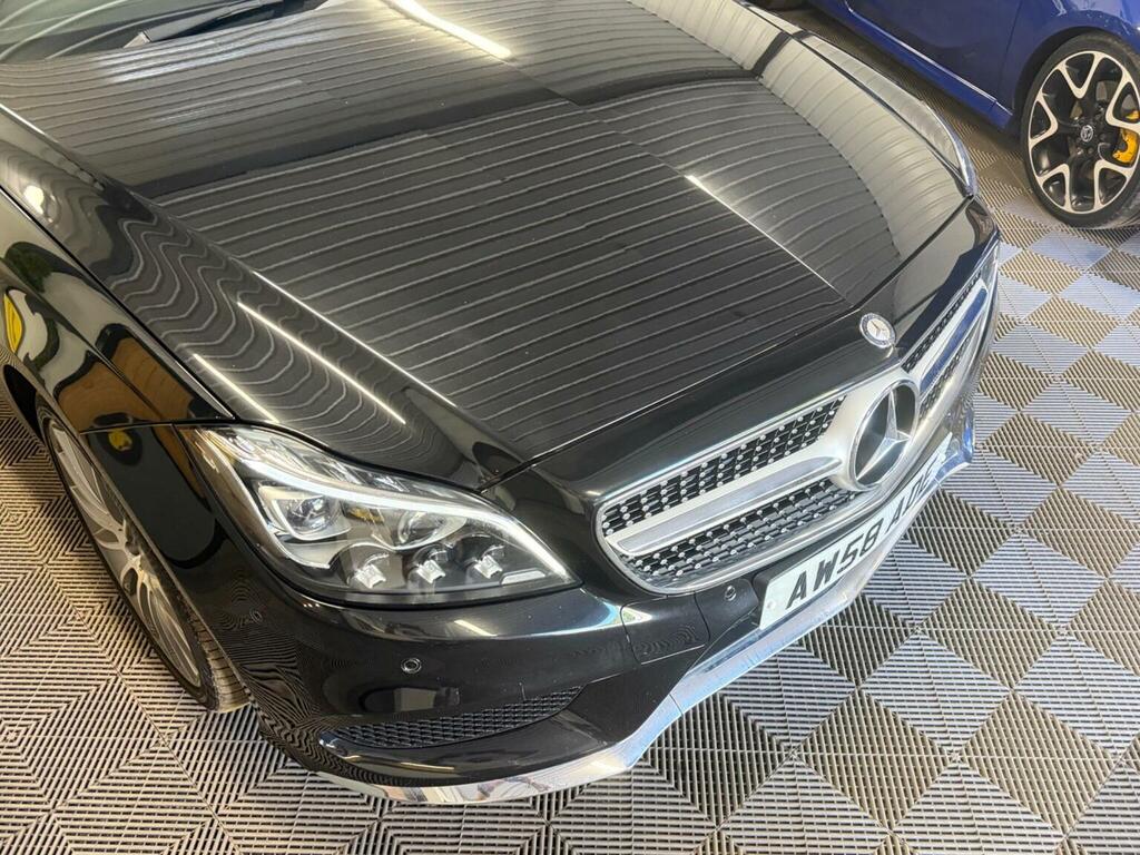 Mercedes-Benz CLS Amg Line White #8