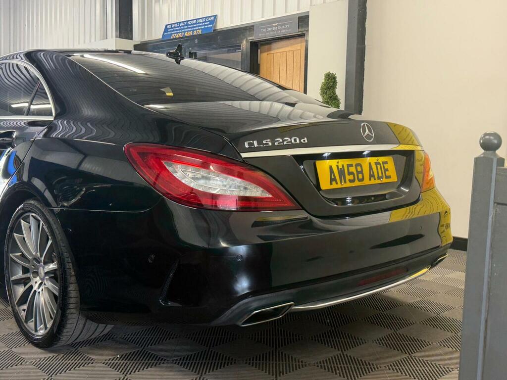 Mercedes-Benz CLS Amg Line White #14