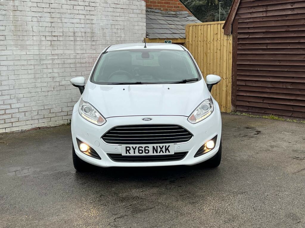 Ford Fiesta 1.0T Ecoboost Titanium X Euro 6 Ss RY66NXK White #2
