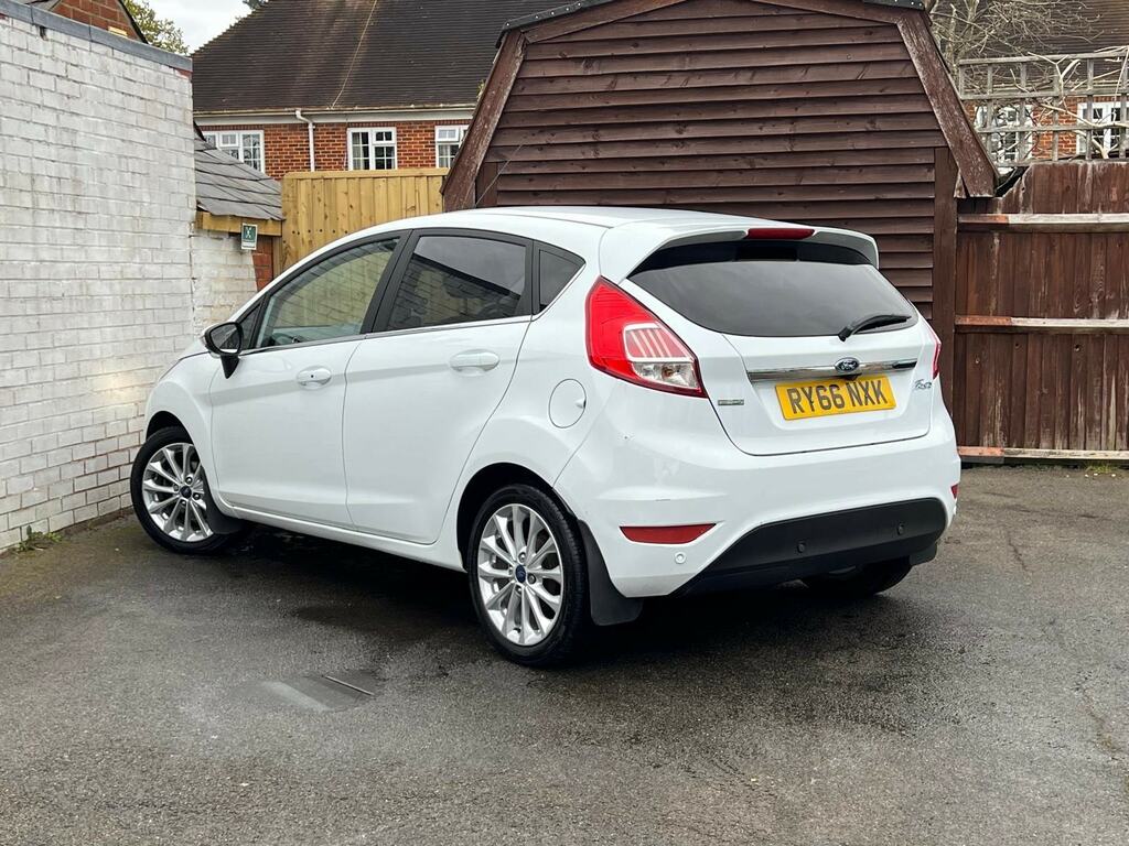 Ford Fiesta 1.0T Ecoboost Titanium X Euro 6 Ss RY66NXK White #4