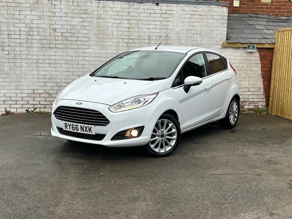 Ford Fiesta 1.0T Ecoboost Titanium X Euro 6 Ss RY66NXK White #3