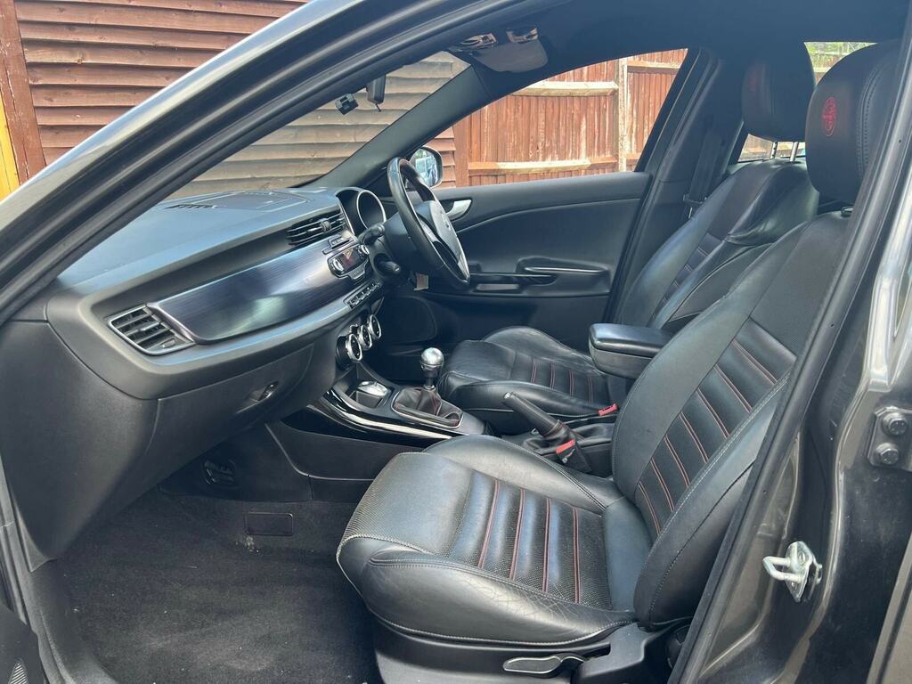 Alfa Romeo Giulietta  Black #21
