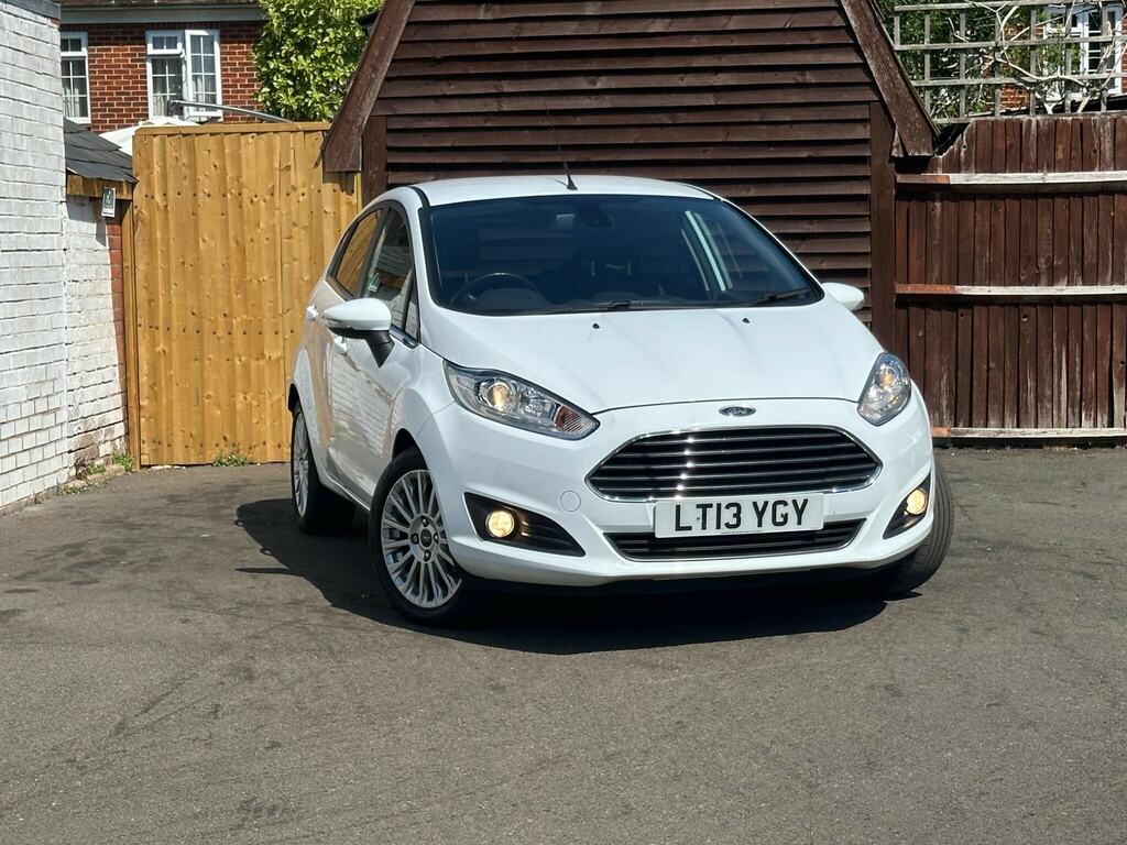 Ford Fiesta 1.0T Ecoboost Titanium Euro 5 Ss White
