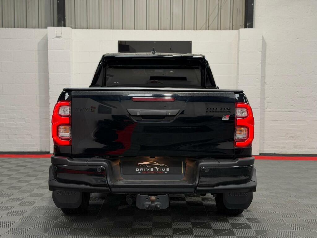 Toyota HILUX 2.8 D-4d Gr Sport II 4Wd Euro 6 Ss IMZ1357 Black #3