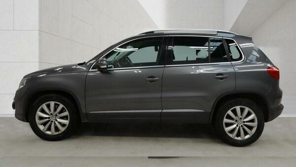 Volkswagen Tiguan 2.0 Tdi Bluemotion Tech Match 2Wd Euro 5 Ss CE14MXT Grey #5