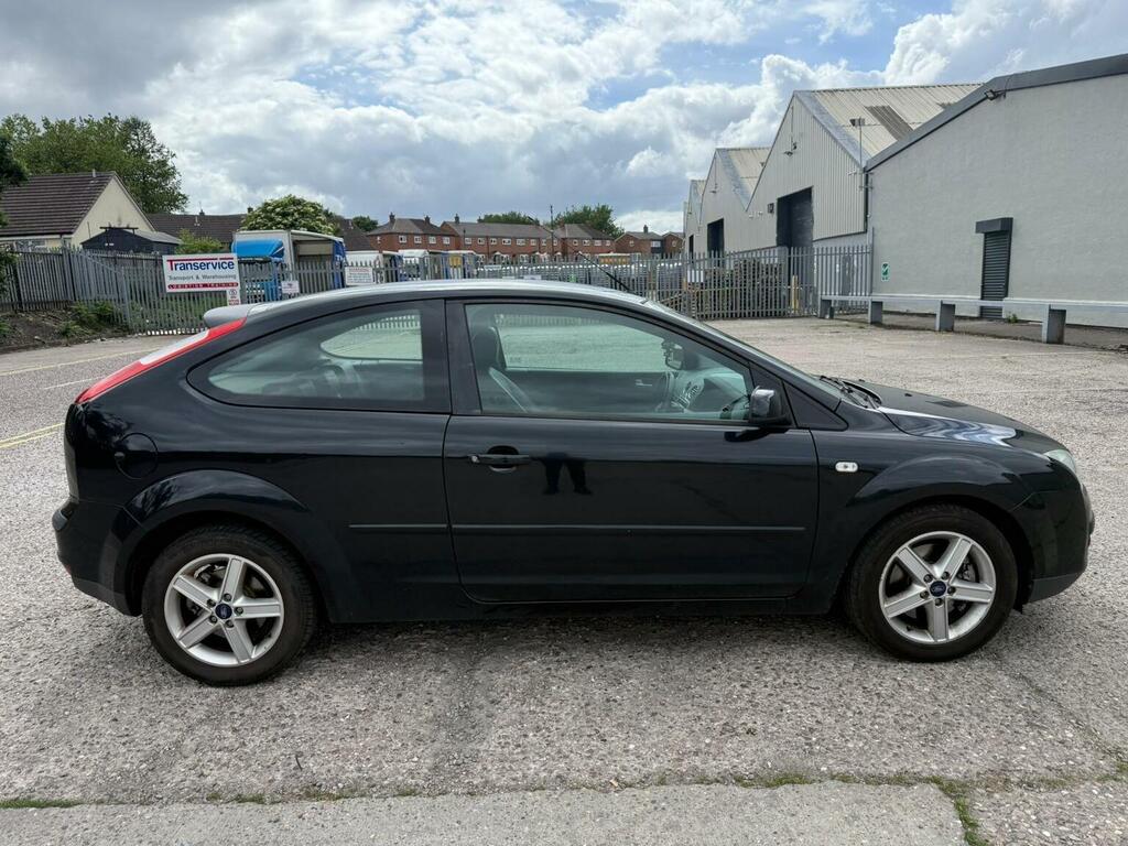 Ford Focus 2.0 Titanium Black #4