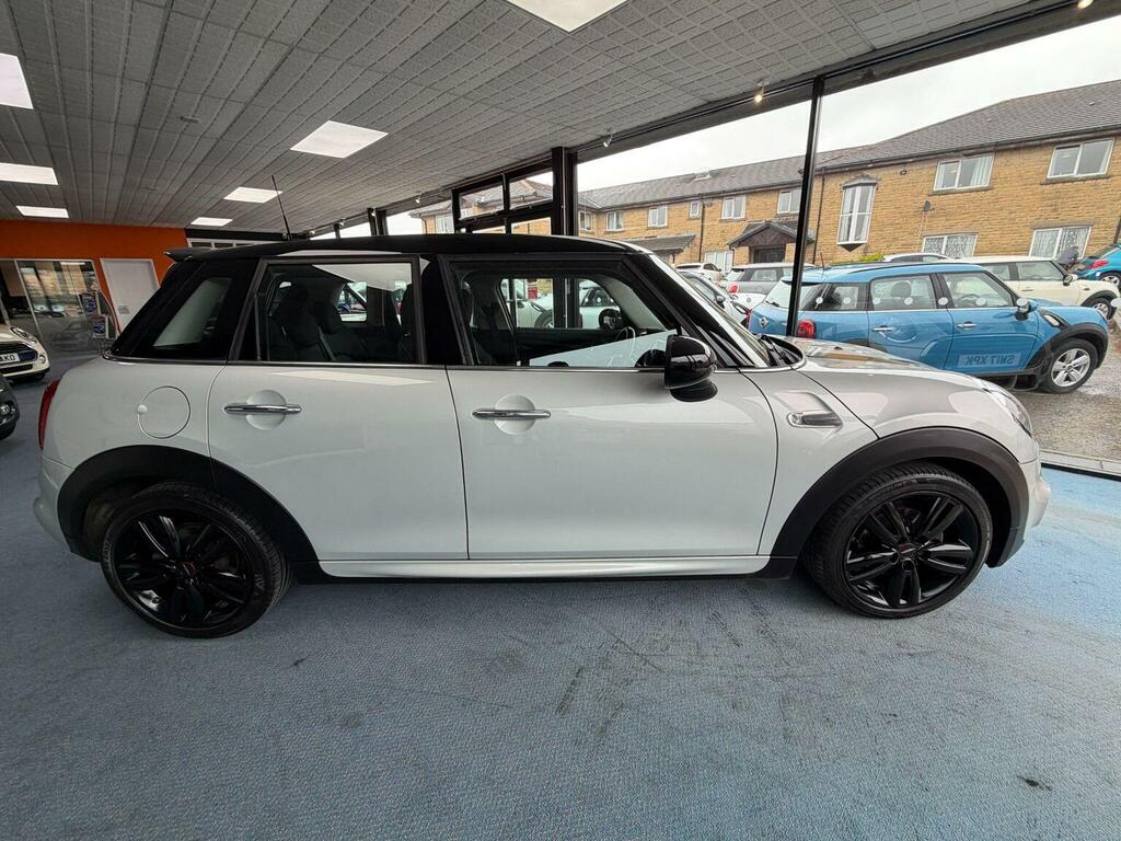 Mini Hatch Hatchback 1.5 Cooper Euro 6 Ss 201717 SW17XPK Silver #2