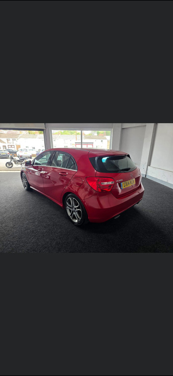 Mercedes-Benz A Class 1.5 A180 Cdi Sport Hatchback Eur DX14KCK Red #2