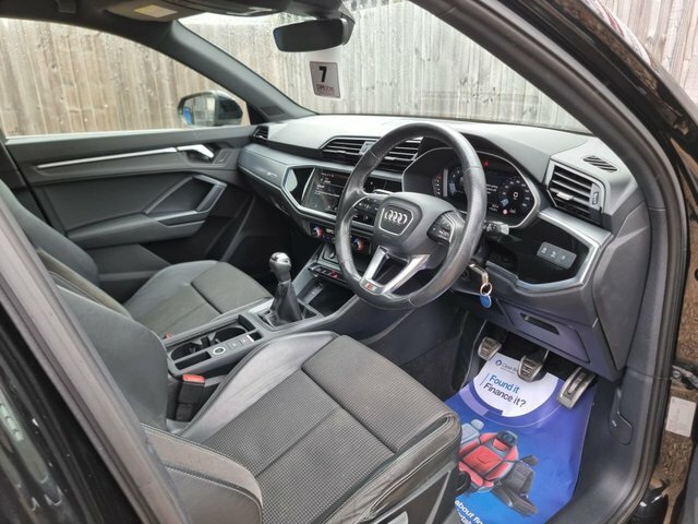 Audi Q3 1.5 Tfsi Cod 35 S Line Suv Euro MJ70YZE Black #2