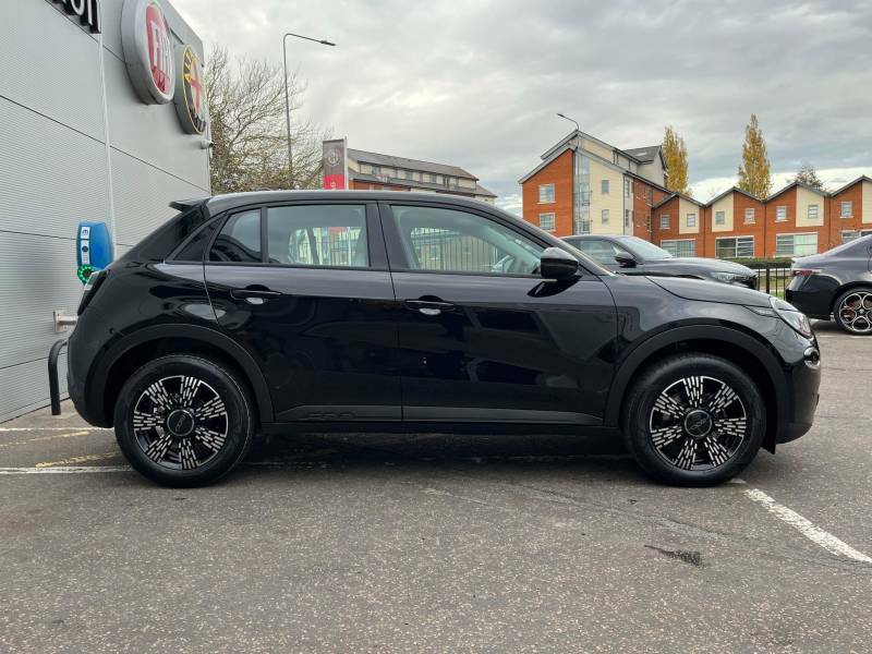 Fiat 600 1.2 Mhev Icon Suv Hybrid E-dct Euro 6 EF26DVM Black #5