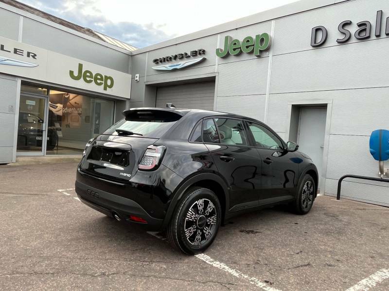 Fiat 600 1.2 Mhev Icon Suv Hybrid E-dct Euro 6 EF26DVM Black #3