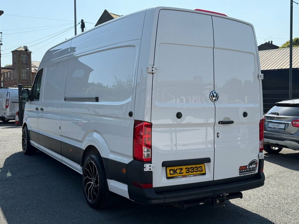 Volkswagen Crafter 2L Trendline DY70DXK White #2