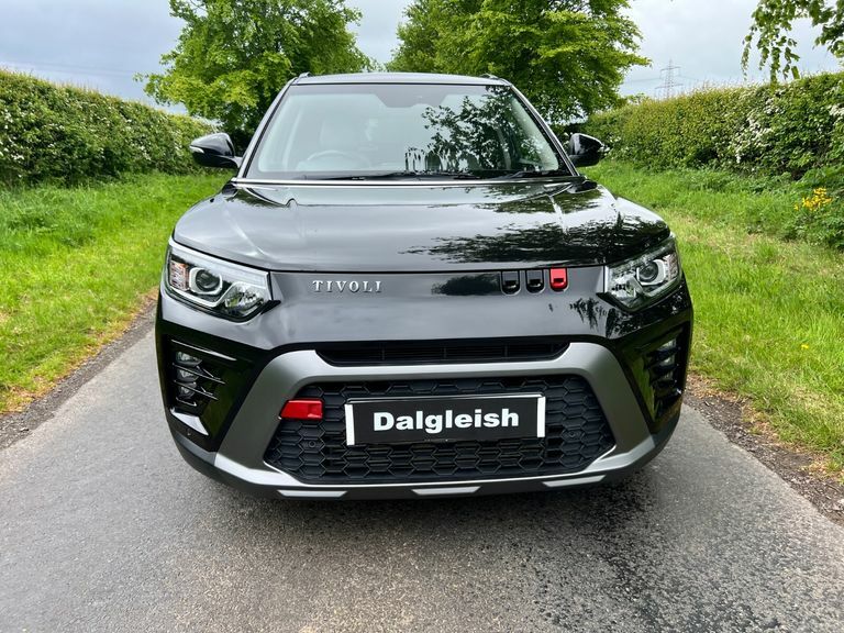 SsangYong Tivoli Hat 1.5 Ultimate SK73LLM Black #2