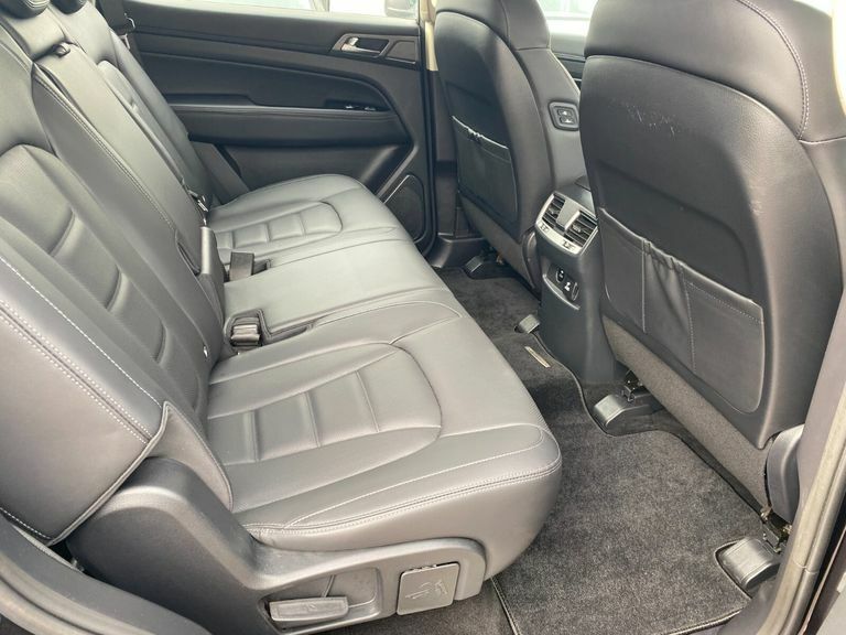 SsangYong Rexton Elx Auto Black #4