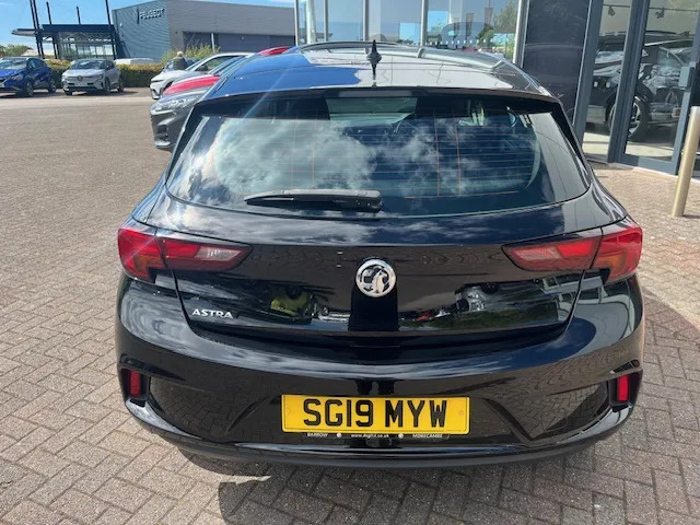Vauxhall Astra 1.4T 16V 150 Sri Vx-line Nav SG19MYW Black #4