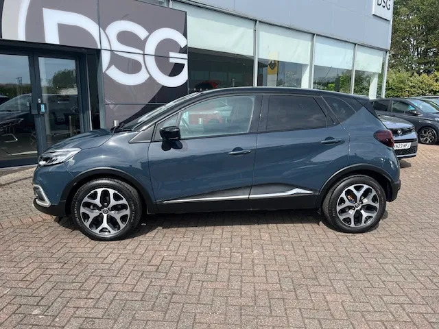 Renault Captur Gt Line Tce BH19VCN Black #2