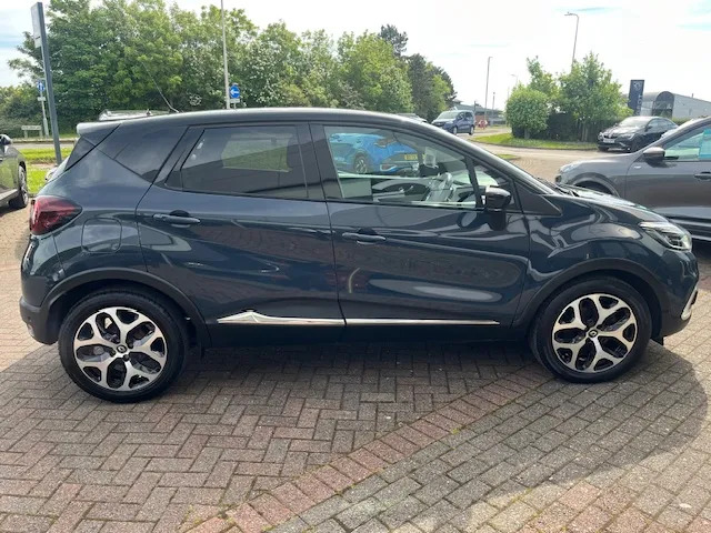 Renault Captur Gt Line Tce BH19VCN Black #6