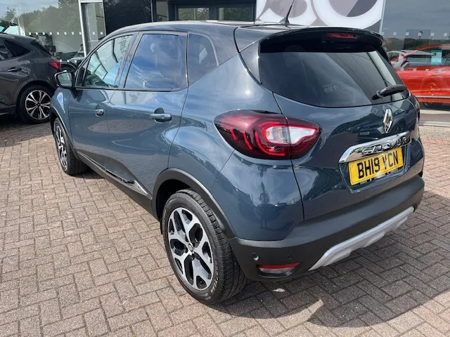 Renault Captur Gt Line Tce BH19VCN Black #3