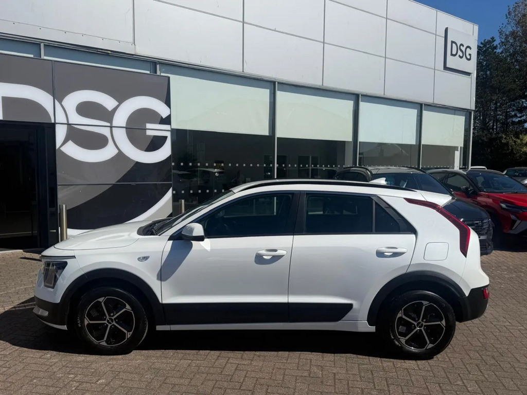 Kia Niro 1.6 Gdi Hybrid 2 Dct LM23HNE White #2