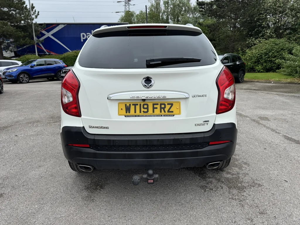 SsangYong Korando 2.2 Ultimate 4X4 White #6