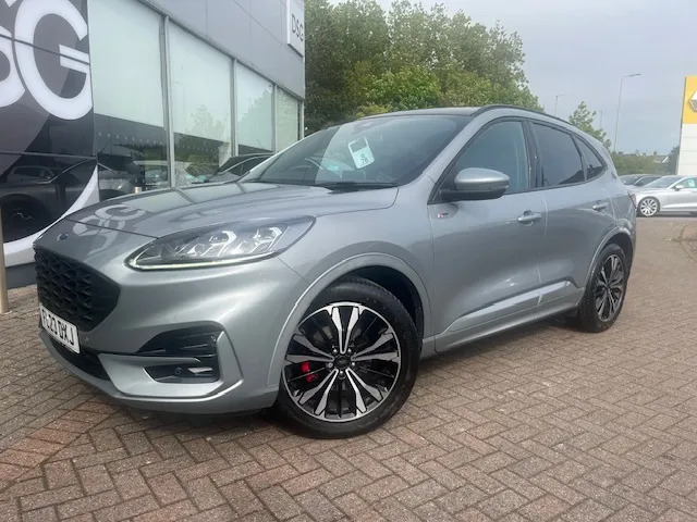 Ford Kuga 1.5 Ecoboost 150 St-line X Edition Silver