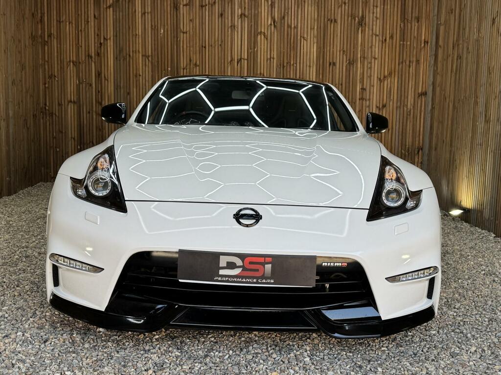 Nissan 370Z 3.7 V6 Nismo Euro 6 White #2