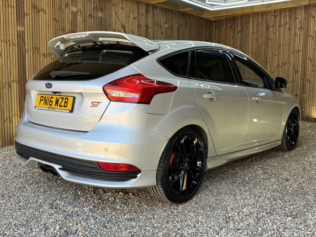 Ford Focus St-3 PN16WZB Silver #6