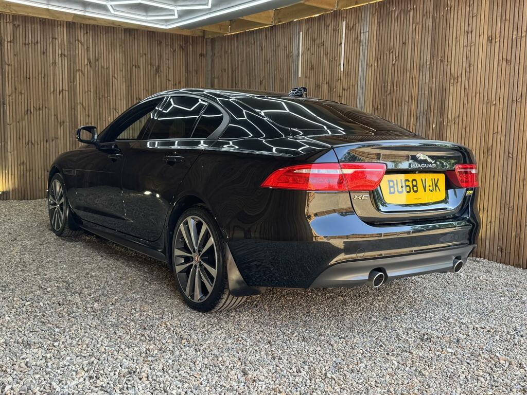 Jaguar XE 2.0I 300 Sport Awd Euro 6 Ss BU68VJK Black #4