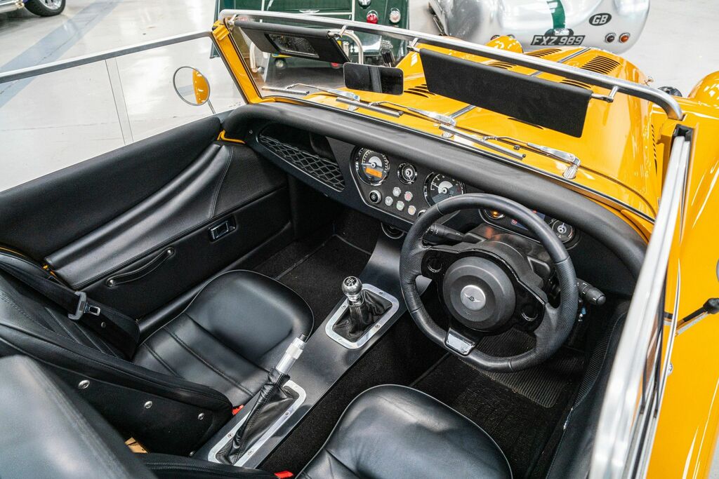 Morgan Plus Four Four 2020 20 Gold #32