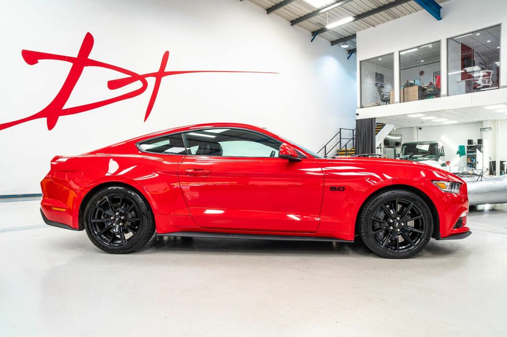 Ford Mustang 2018 5.0 V8 Gt Shadow Edition Fastback CU68OJB Red #4