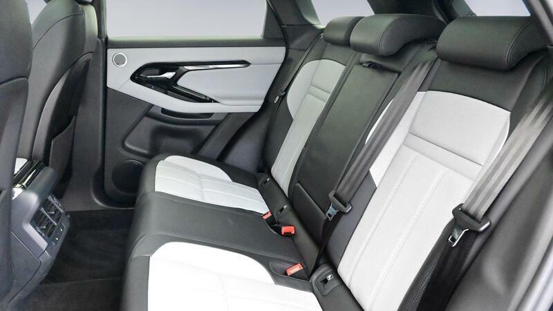 Land Rover Range Rover Evoque 2.0 D200 KS74DPY Black #4