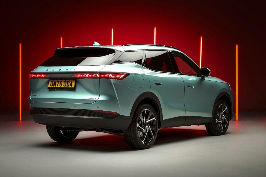 Omoda 7 1.5T Shs 18.4Kwh Noble Suv Plug-in Hybr FY26LZT Green #2