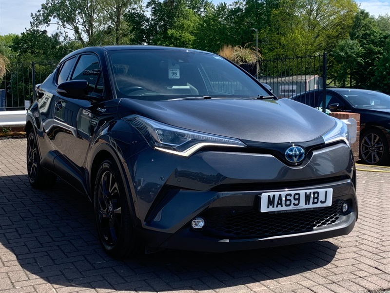 Toyota C-Hr 1.8 Vvt-h Dynamic Suv Hybrid Cvt Euro 6 Grey