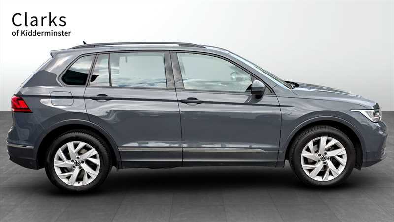 Volkswagen Tiguan 1.5 Tsi Life Suv Dsg Euro 6 Ss 150 BT70BXR Grey #6