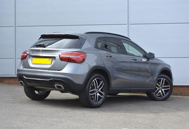 Mercedes-Benz GLA Class 1.6 Gla180 Urban Edition Suv 7G-dct Eur LB19CZH Grey #6