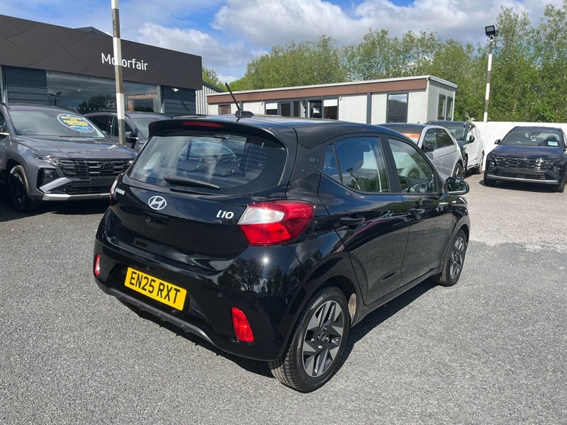Hyundai I10 1.0 Advance Hatchback Euro 6 Ss EN25RXT Black #3
