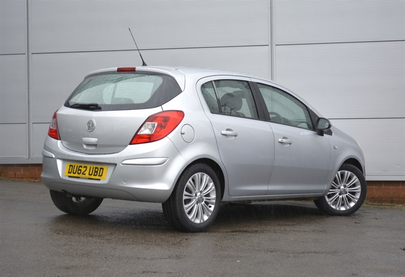 Vauxhall Corsa 1.4 16V Se Hatchback Euro 5 100 P DU62UBD Silver #6