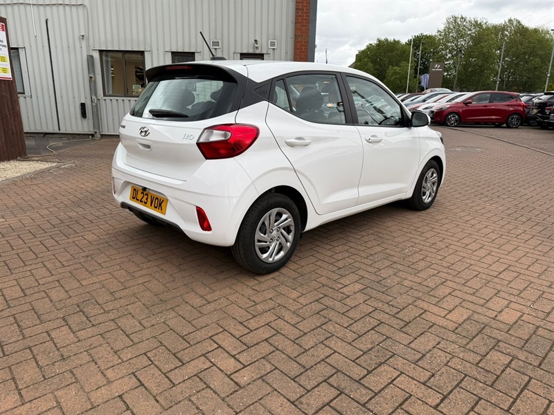 Hyundai I10 1.0 Se Hatchback Euro 6 Ss 6 DL23VOK White #3