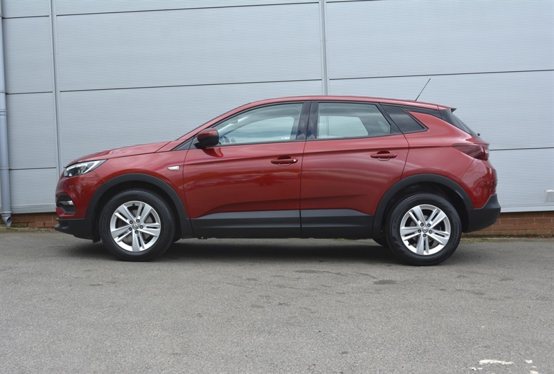 Vauxhall Grandland 1.2 Turbo Se Suv Euro 6 Ss 1 Red #3