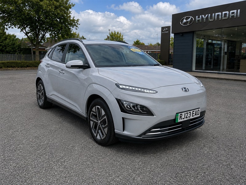 Hyundai Kona 64Kwh Premium Suv 10.5Kw Charge Grey