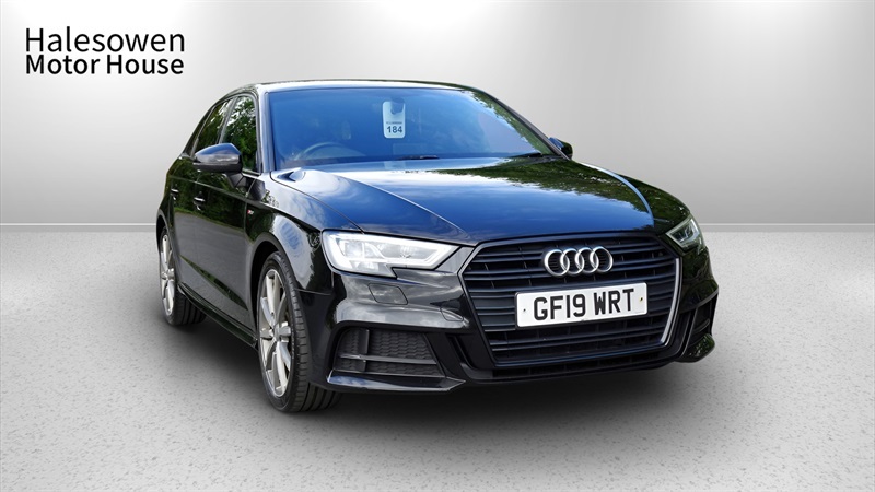 Audi A3 1.5 Tfsi Cod 35 Black Edition Sportback GF19WRT Black