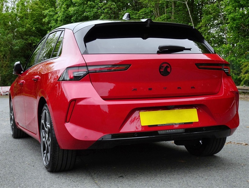 Vauxhall Astra 1.2 Turbo Ultimate Hatchback Eur BA73ZFJ Red #4