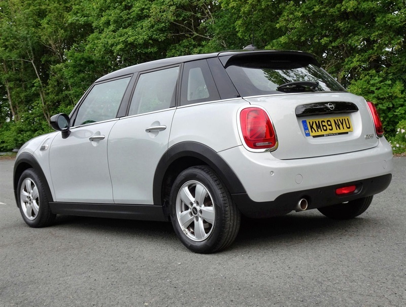 Mini Hatch 1.5 Cooper Classic Hatchback Eur KM69NYU Silver #5