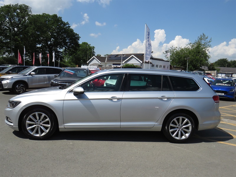 Volkswagen Passat 2.0 Tdi Bluemotion Tech Se Business Estate Die GL66SRU Silver #4