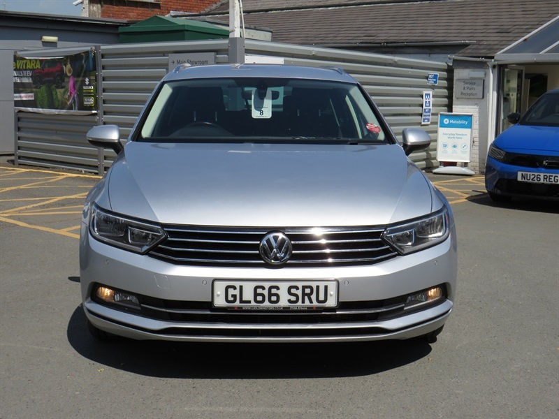 Volkswagen Passat 2.0 Tdi Bluemotion Tech Se Business Estate Die GL66SRU Silver #2