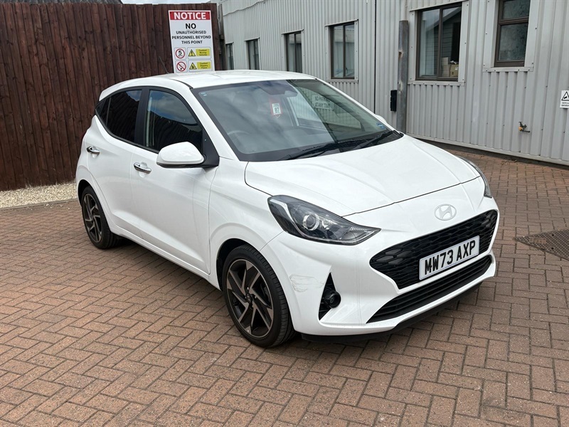 Hyundai I10 1.2 Premium Hatchback Euro 6 Ss White