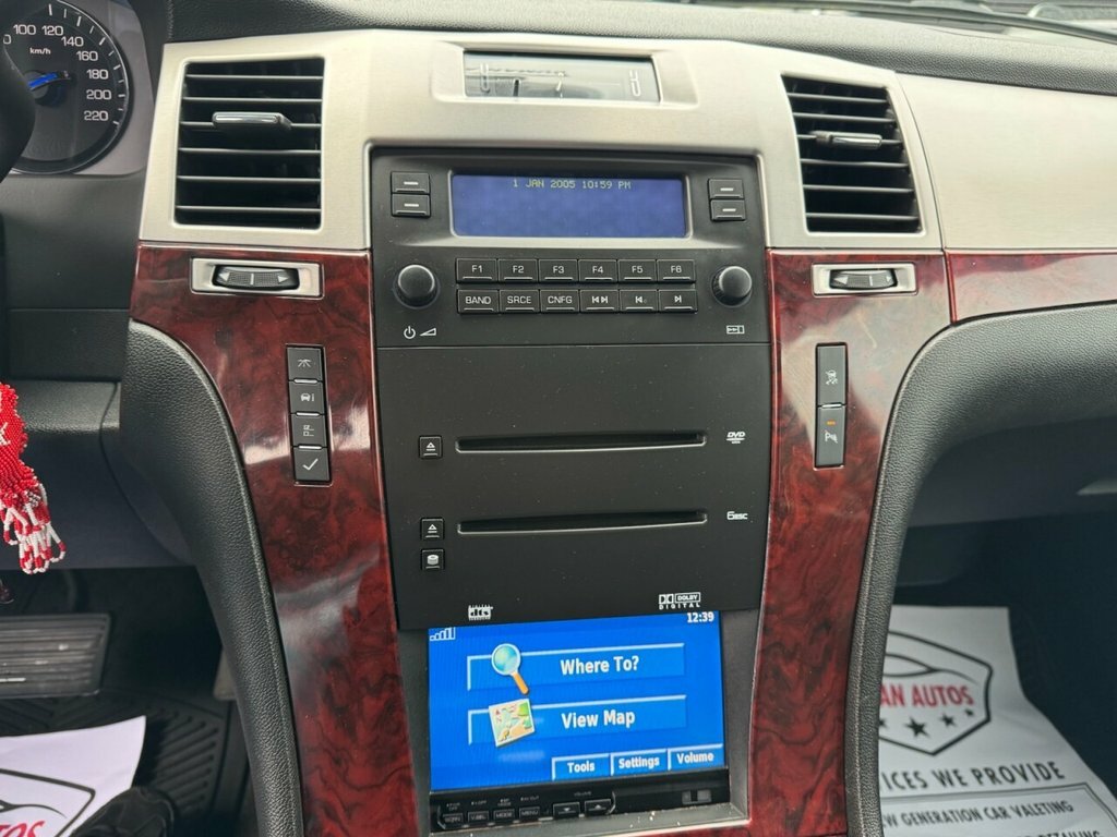 Cadillac Escalade  Black #18