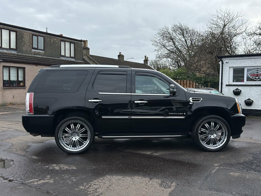 Cadillac Escalade  Black #6